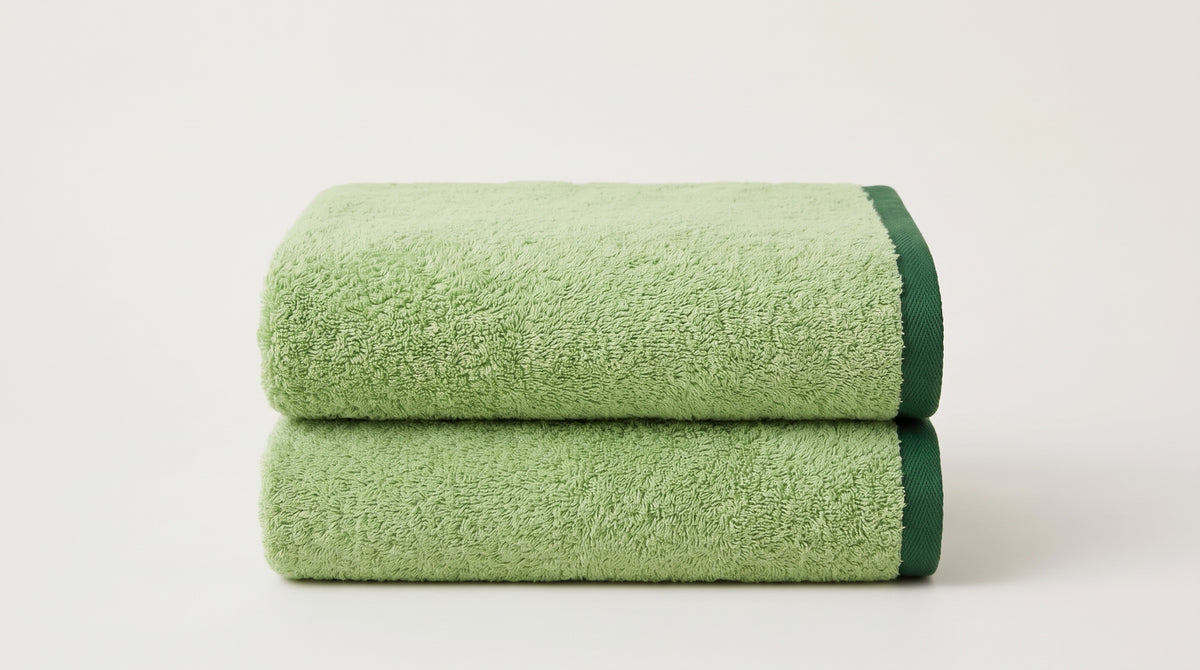 Fern Mist Premium Bath Towel